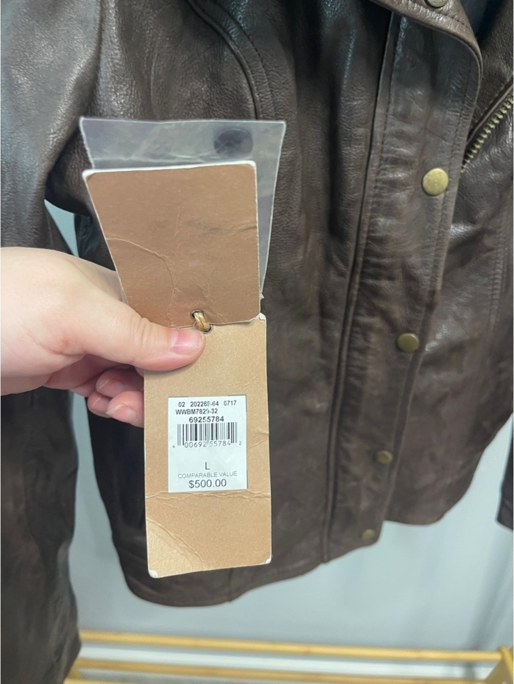 Wilson Vintage USA Brown Jacket with Gray Faux Fur Trim - Picture 4 of 6